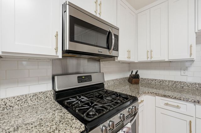 1310 River Road, Mcclellanville, SC 29458