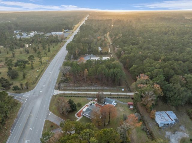 1310 River Road, Mcclellanville, SC 29458