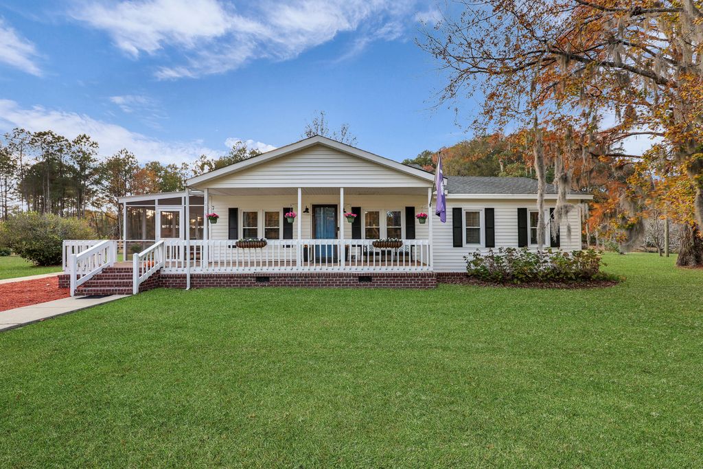 1310 River Road, Mcclellanville, SC 29458