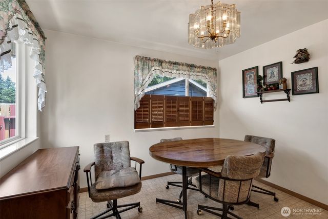 420 S 128th Street, Seattle, WA 98168
