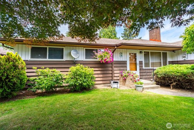 420 S 128th Street, Seattle, WA 98168