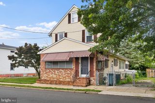 134 KING ST, Mount Holly, NJ 08060