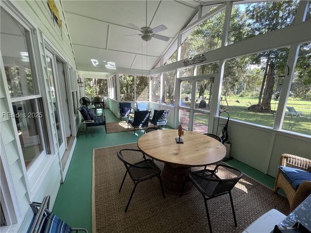 8 Volunteers Rdg, Daufuskie Island, SC 29915