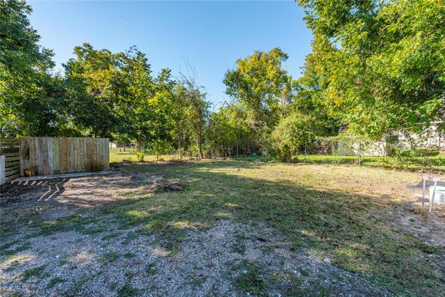 6309 Anderson Street, Texas City, TX 77591