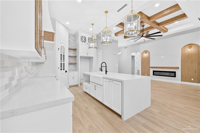 8009 39th Street, Mcallen, TX 78504