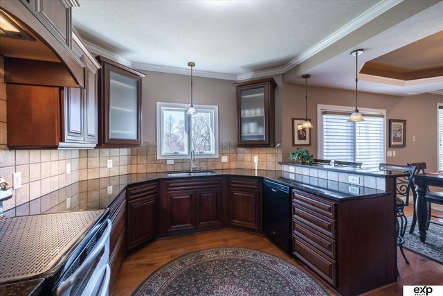 907 Ridge Road Place, Hickman, NE 68372