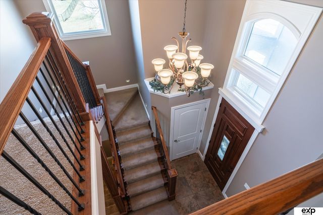 907 Ridge Road Place, Hickman, NE 68372