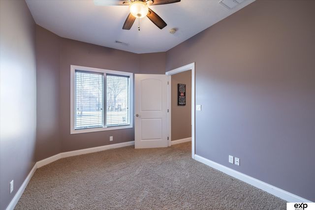 907 Ridge Road Place, Hickman, NE 68372