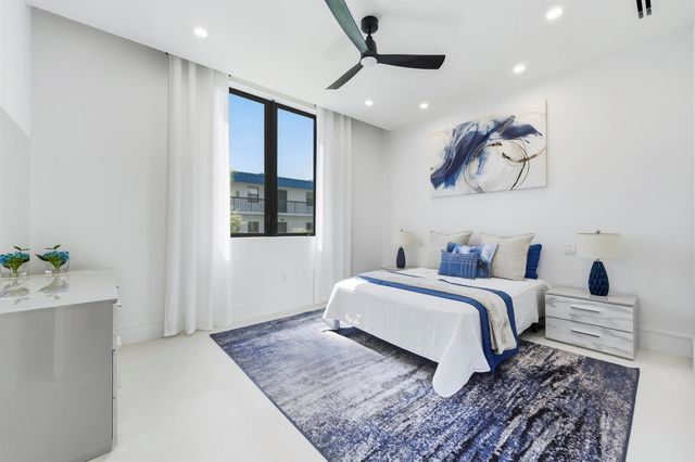 2323 Lake Drive 201, Singer Island, FL 33404