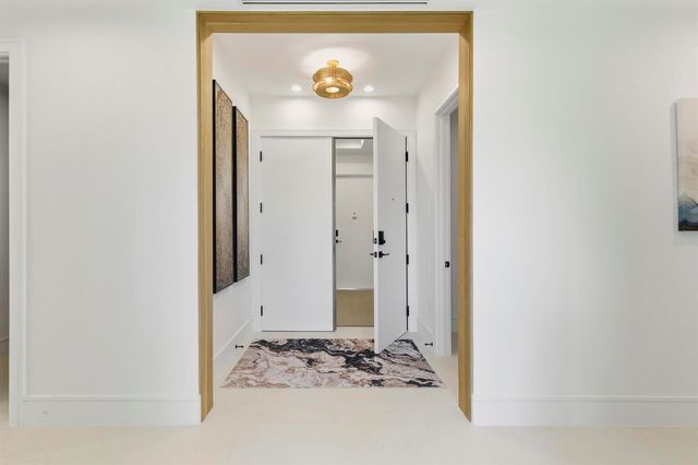 2323 Lake Drive 201, Singer Island, FL 33404
