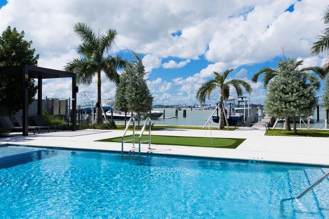 2323 Lake Drive 201, Singer Island, FL 33404