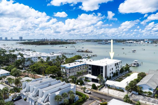 2323 Lake Drive 201, Singer Island, FL 33404