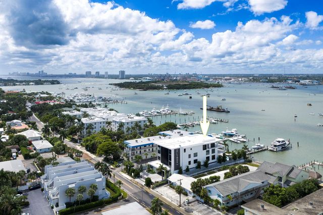 2323 Lake Drive 201, Singer Island, FL 33404