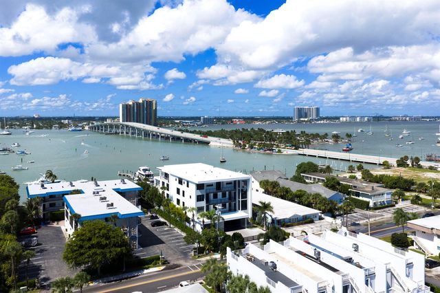 2323 Lake Drive 201, Singer Island, FL 33404
