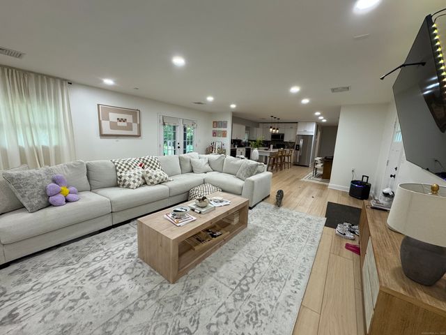 57 Lovers Lane, Monroe, CT 06468