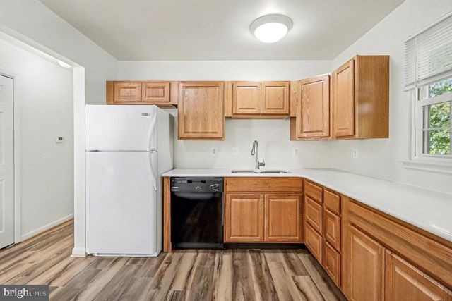 13828 LONDONDERRY CT, Woodbridge, VA 22193