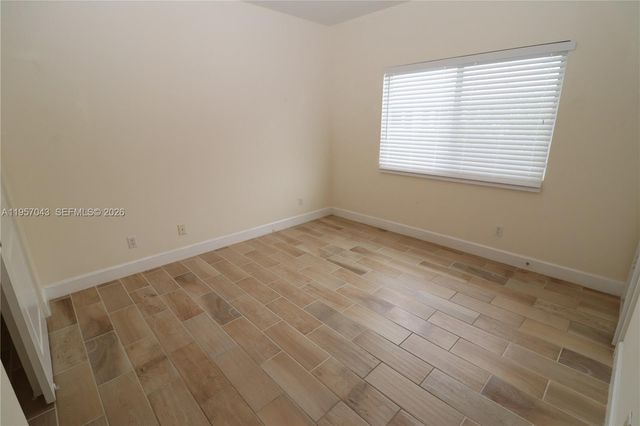 609 NE 28th St 3, Wilton Manors, FL 33334