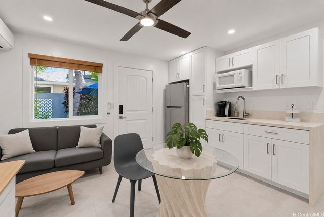 6 N Kalaheo Avenue, Kailua, HI 96734