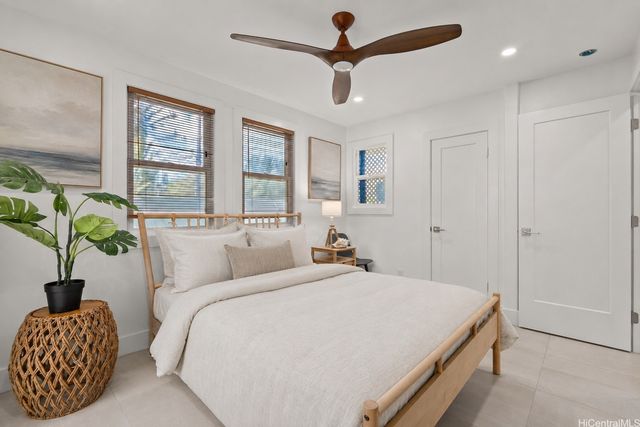 6 N Kalaheo Avenue, Kailua, HI 96734