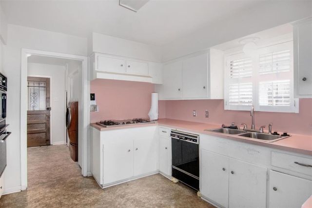 4015 Mischire Drive, Houston, TX 77025