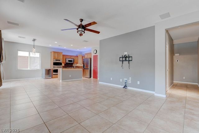 2589 Chateau Clermont Street, Henderson, NV 89044