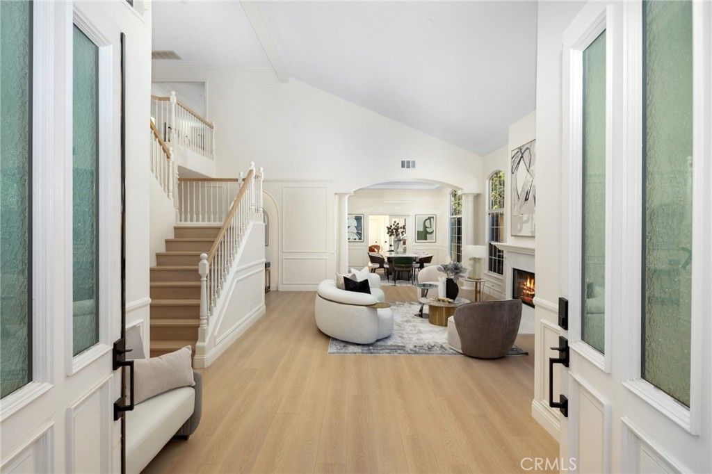 Image 11 of property listing at 315 San Antonio, Arcadia, CA 91007