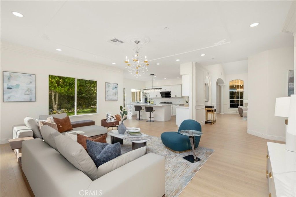 Image 26 of property listing at 315 San Antonio, Arcadia, CA 91007