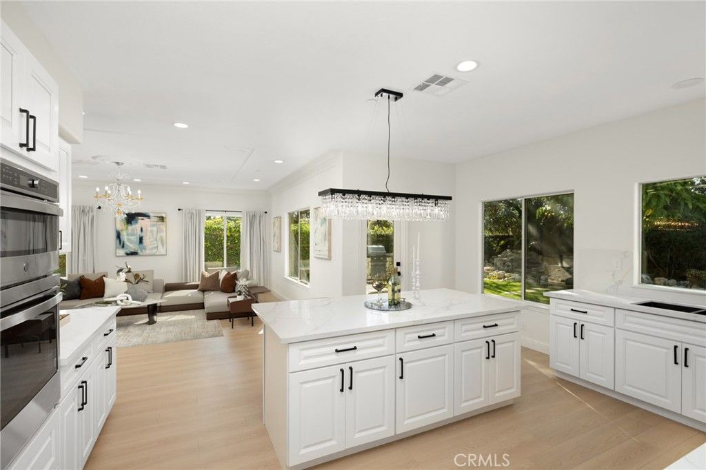 Image 31 of property listing at 315 San Antonio, Arcadia, CA 91007