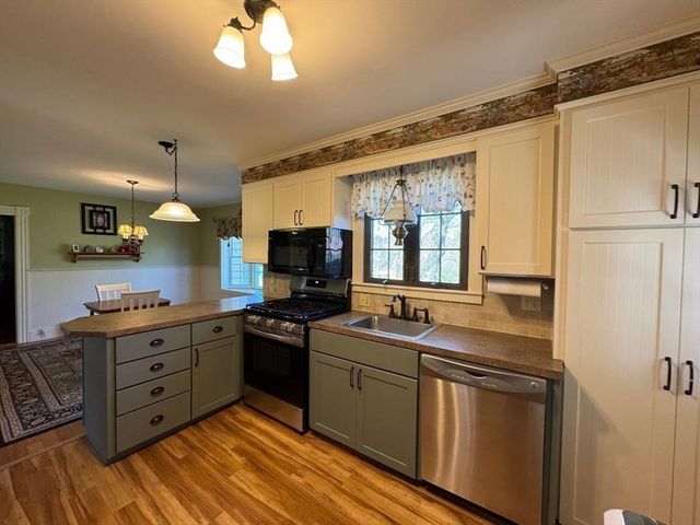 47 Elm St., Methuen, MA 01844