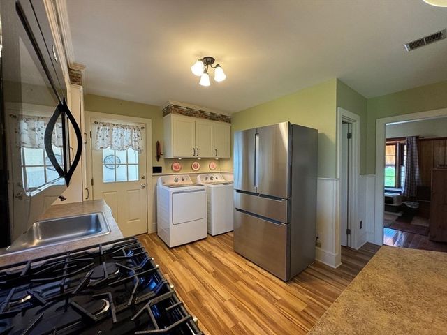 47 Elm St., Methuen, MA 01844