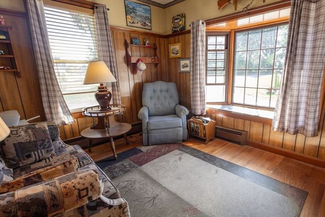 47 Elm St., Methuen, MA 01844