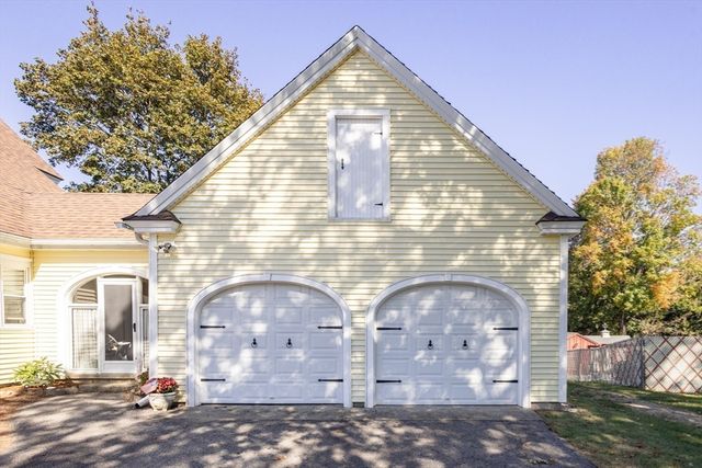 47 Elm St., Methuen, MA 01844