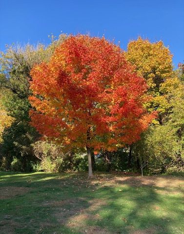 47 Elm St., Methuen, MA 01844