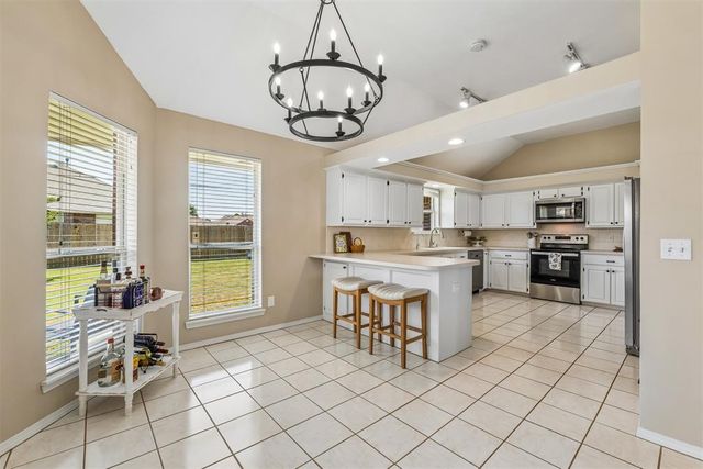 8204 NW 71st Street, Oklahoma City, OK 73132