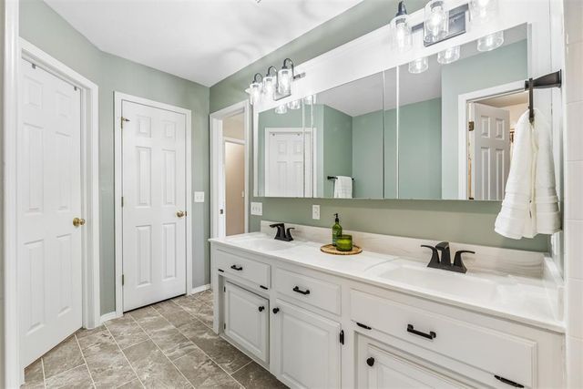 8204 NW 71st Street, Oklahoma City, OK 73132