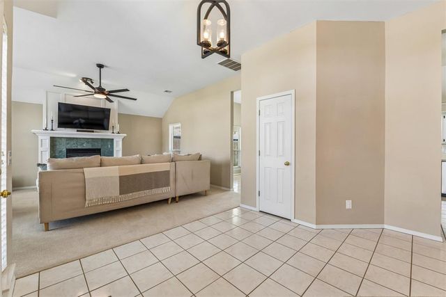 8204 NW 71st Street, Oklahoma City, OK 73132