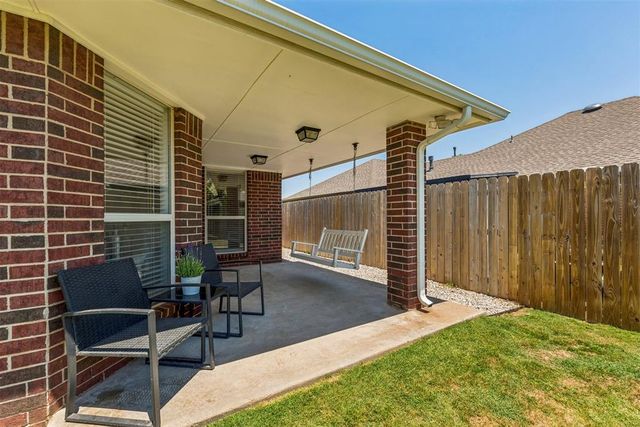 8204 NW 71st Street, Oklahoma City, OK 73132