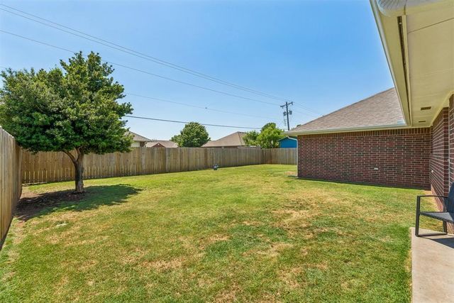 8204 NW 71st Street, Oklahoma City, OK 73132