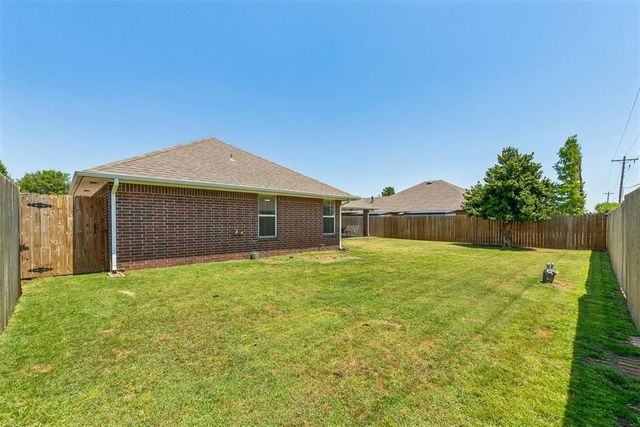 8204 NW 71st Street, Oklahoma City, OK 73132
