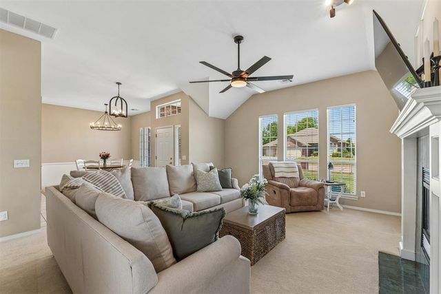 8204 NW 71st Street, Oklahoma City, OK 73132