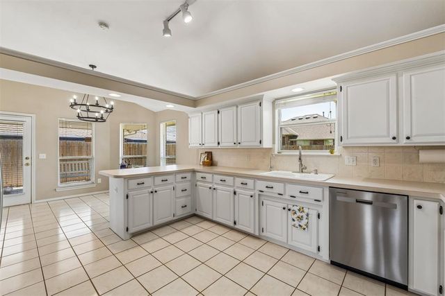 8204 NW 71st Street, Oklahoma City, OK 73132