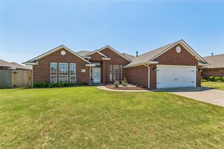 8204 NW 71st Street, Oklahoma City, OK 73132