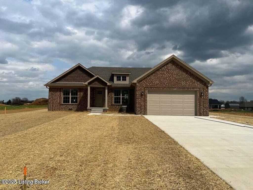 224 Open Meadow Dr, Bardstown, KY 40004