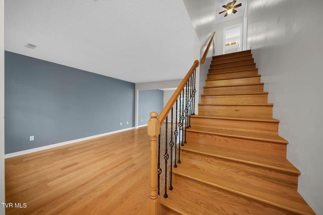 1725 West Lakeview Drive 70, Johnson City, TN 37601