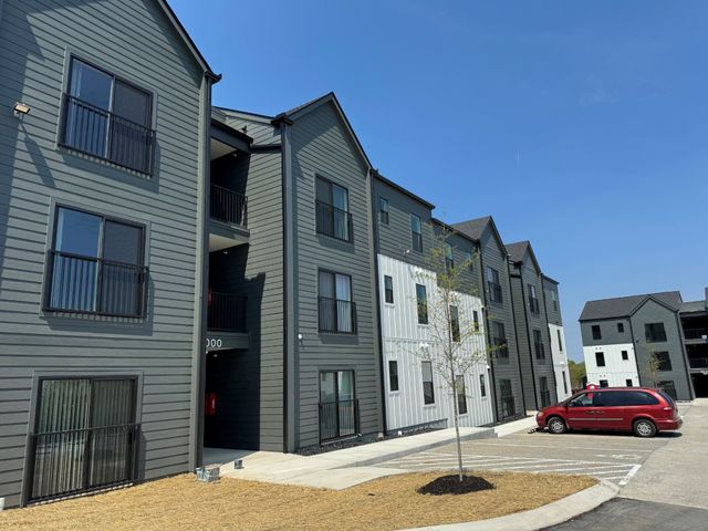 3000 Edwin Way Unit 202, Nashville, TN 37207