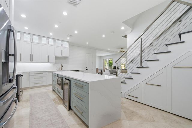 2601 NE 32nd Avenue, Fort Lauderdale, FL 33308