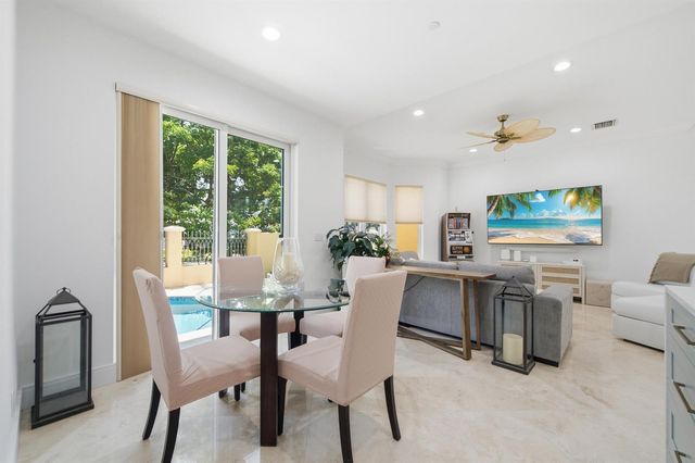 2601 NE 32nd Avenue, Fort Lauderdale, FL 33308