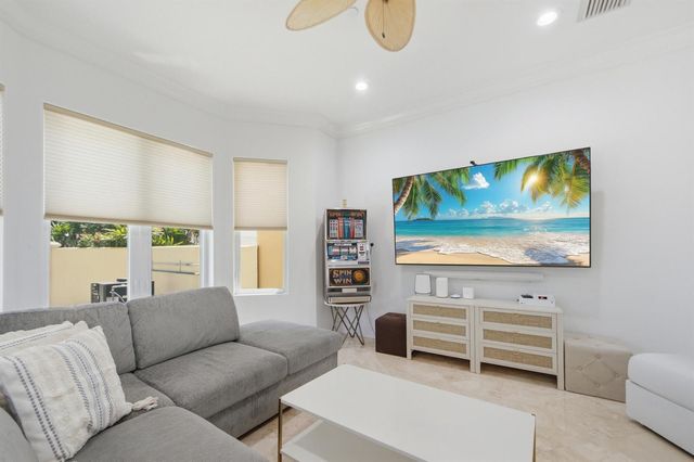 2601 NE 32nd Avenue, Fort Lauderdale, FL 33308
