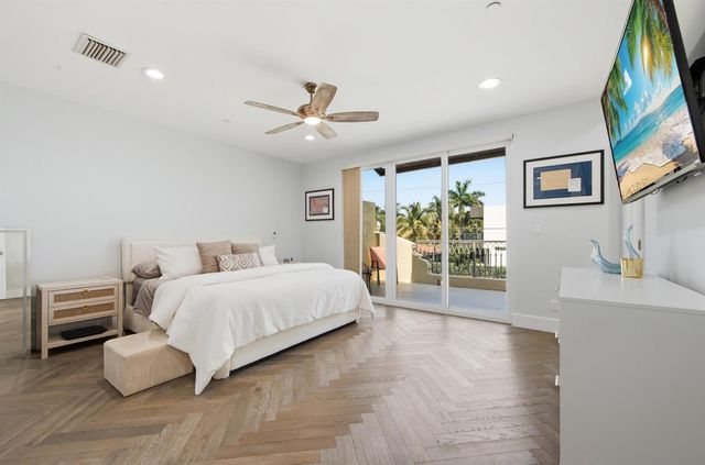 2601 NE 32nd Avenue, Fort Lauderdale, FL 33308