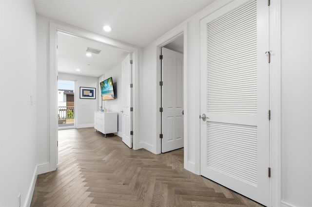 2601 NE 32nd Avenue, Fort Lauderdale, FL 33308